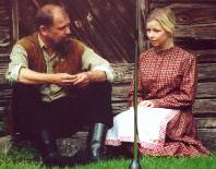 Stor - Po och Magdalena. (Kenny Ludvigsson och Madelene Bjrn) trffas vid en fbodstuga.